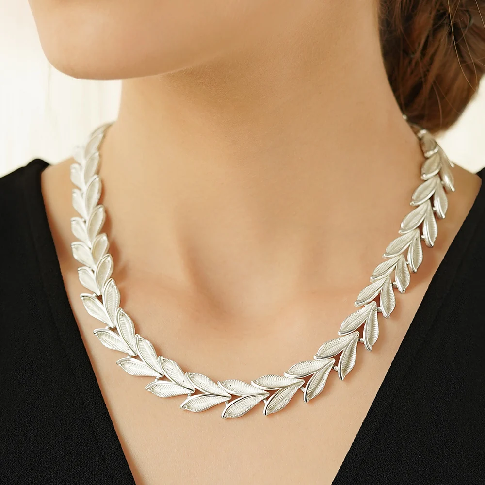 Leaf Link Necklace - Image 2