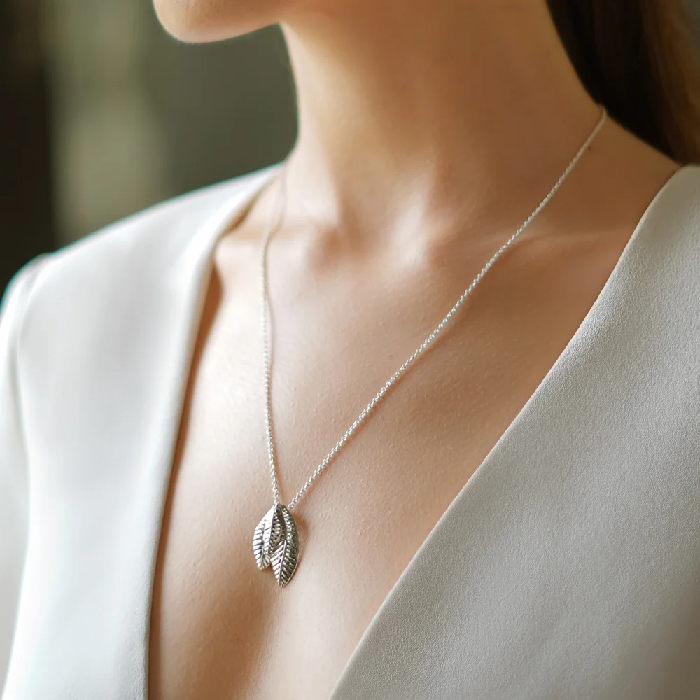 Triple Leaf Pendant - Image 2